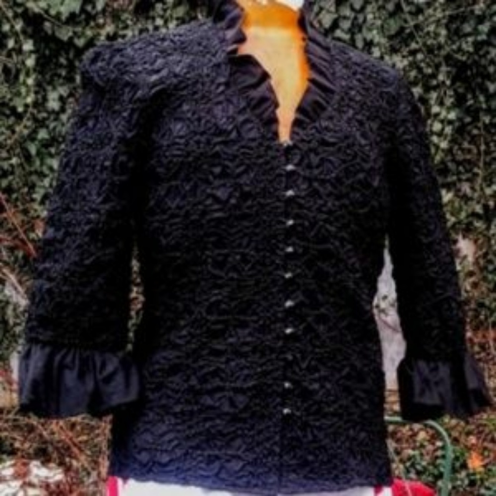 Go SILK Black Ruffle-Sleeve Gathered Poplin jacket or blouse szM